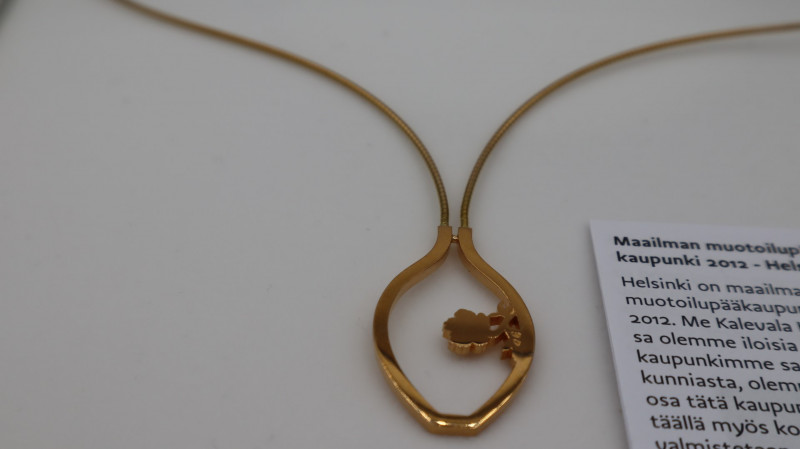 479 Kultainen kaulakoru, Kalevala Koru 14 ka, Akileia, 48 cm |  Konkurssihuutokauppa
